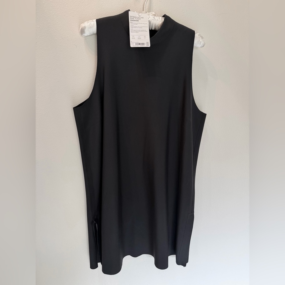 Athleta Interstellar Bike Tunic in Black NWT - Picture 2 of 6
